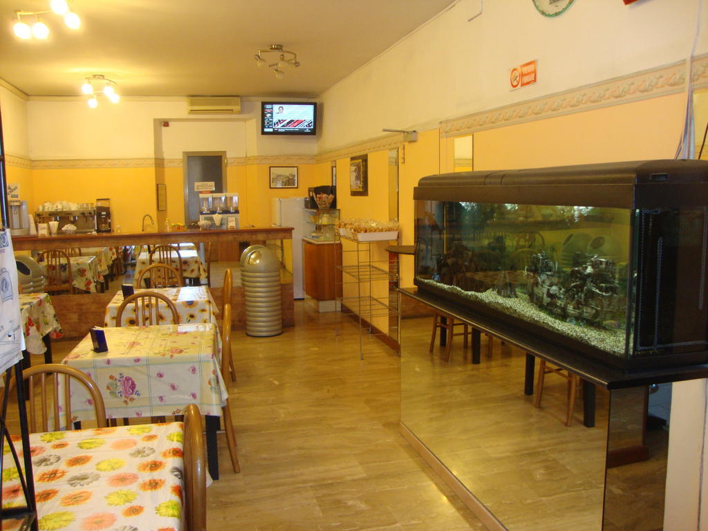 Gino Hotel 2*