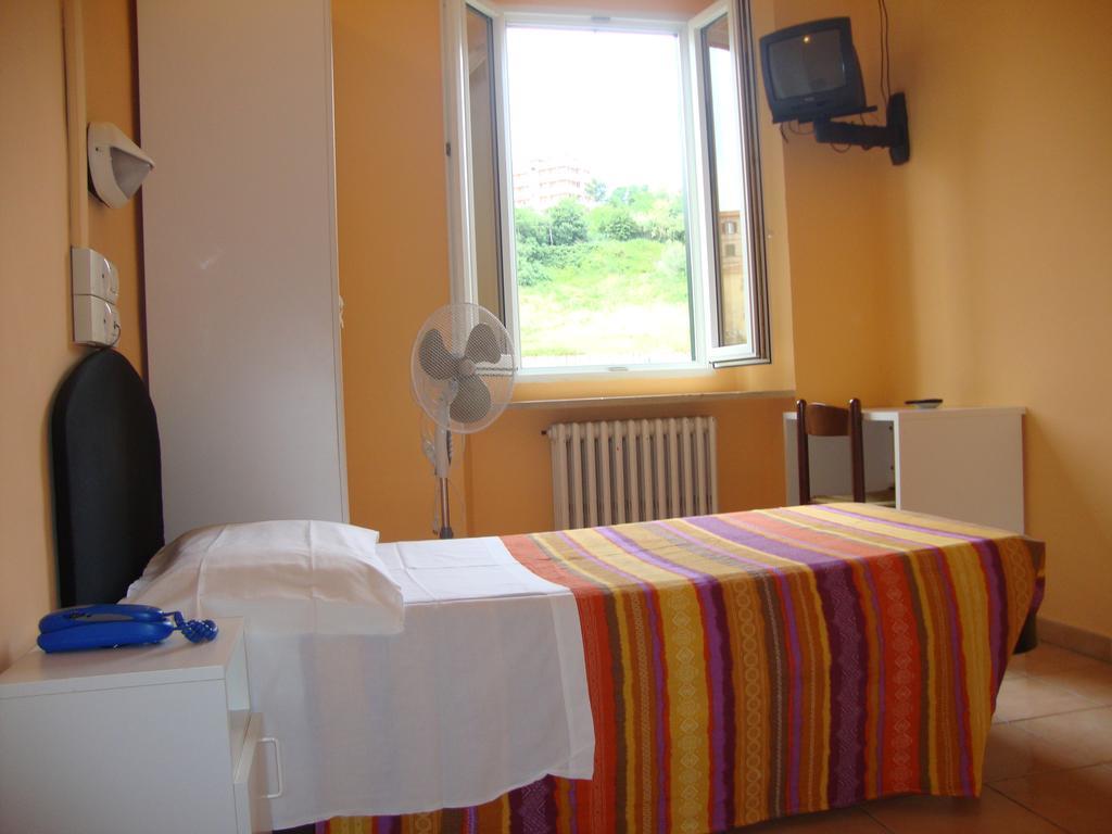 Hotel Gino Ancona